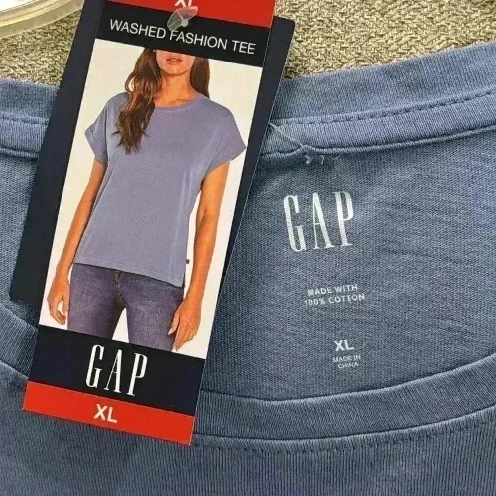 Gap blue fashion tee, size XL, NWT - Picture 3 of 4